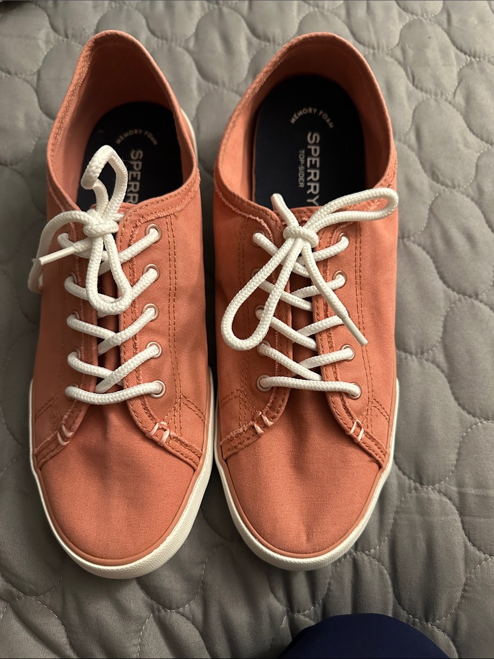 Sperry Women's Coral  Topsiders Canvas Lace-Up Sneakers